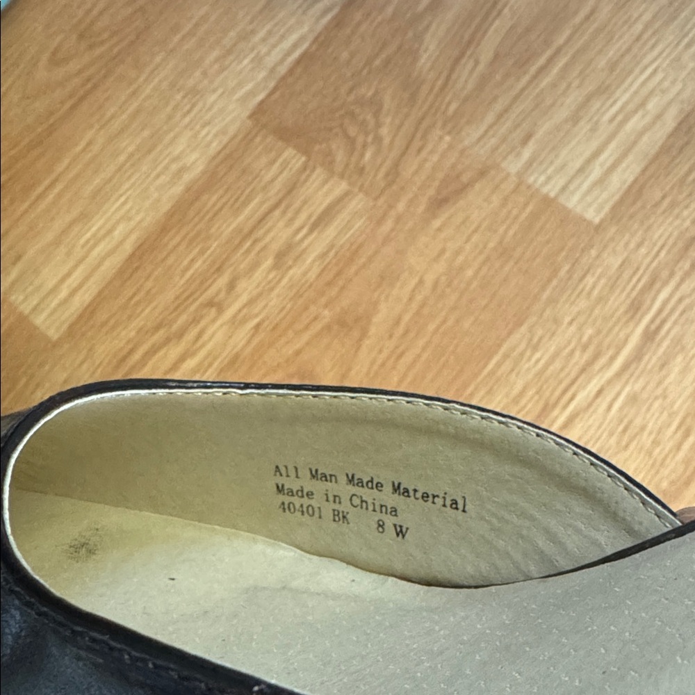 NWOT Slingback Black PUMPS Pointed toe heel Boston Design Studio SZ 8 - Picture 2 of 7